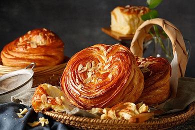 了不起！国外粉丝用《我的世界》重现亚楠